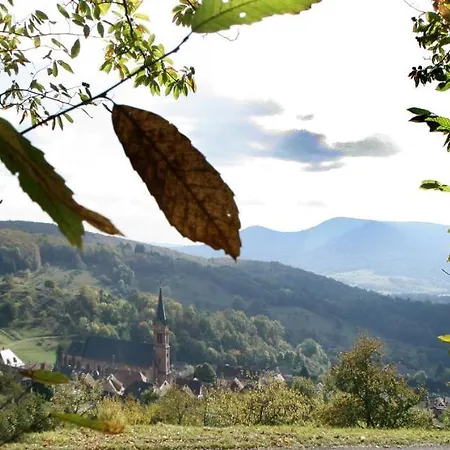 Les La Cerisaie بيت للعطل